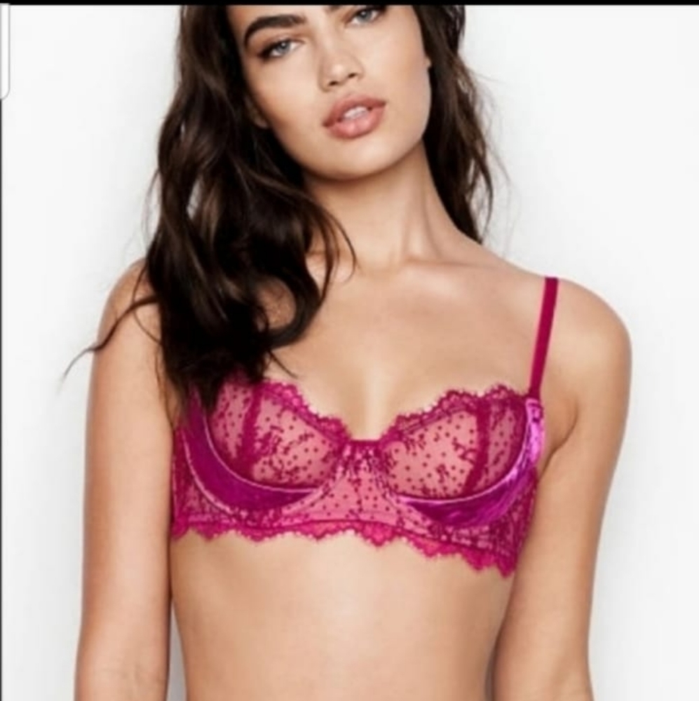 🥳LAST ONE 32DD🥳BUY 1 GET 1 FREE VICTORIA SECRET DREAM ANGELS BRA - Picture 2 of 11